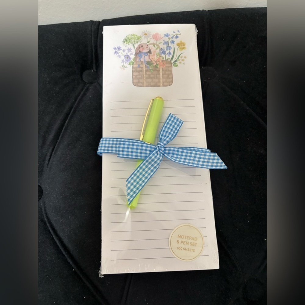 Floral Notepad and Pen Set with Blue Ribbon